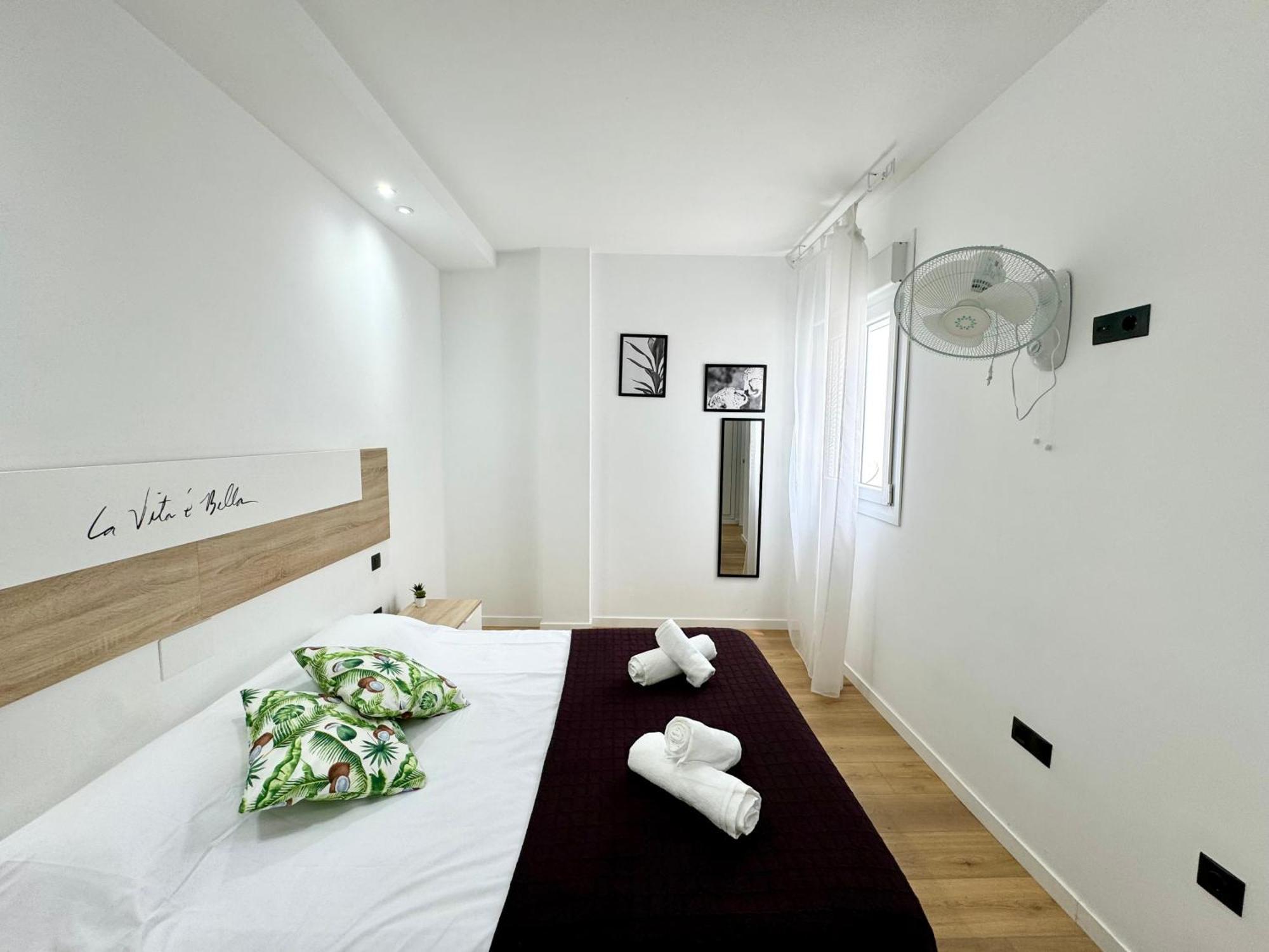 Apartamento Sweet Capuchinos Málaga Dış mekan fotoğraf